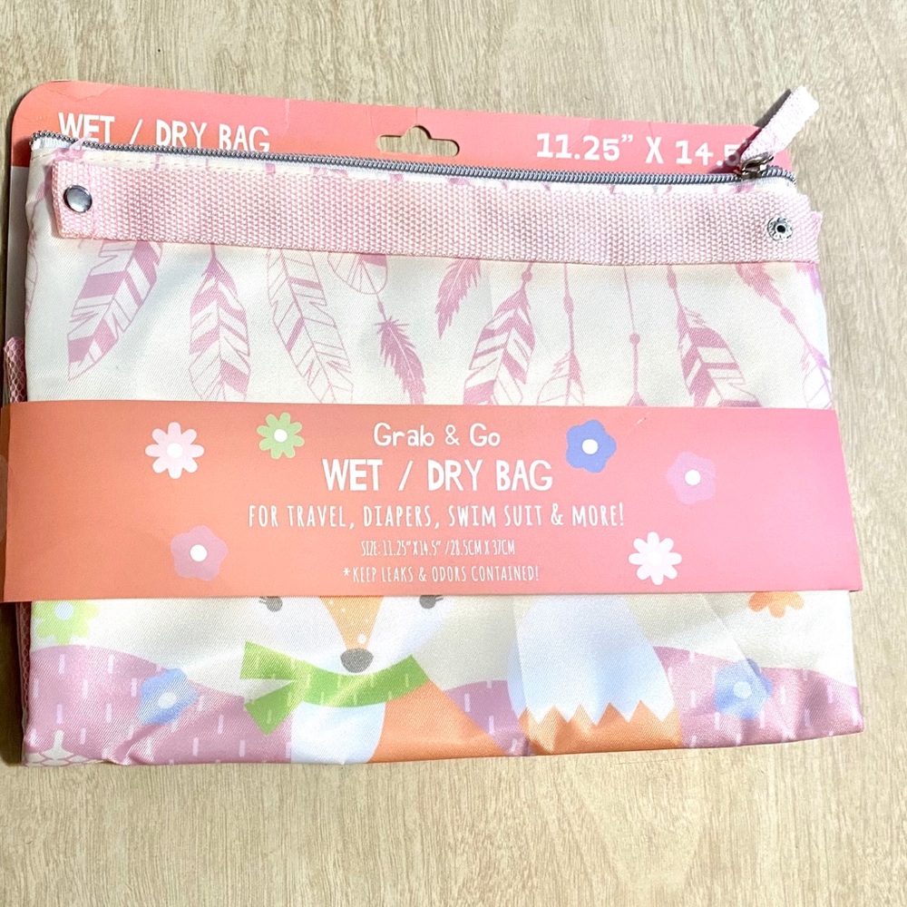 BOHO Wet Dry Bag swimsuits or diapers NWT